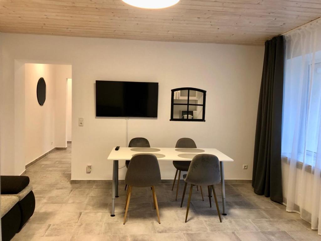 Erdgeschoss-Appartement Mit Seeblick Ahrensbok Bagian luar foto