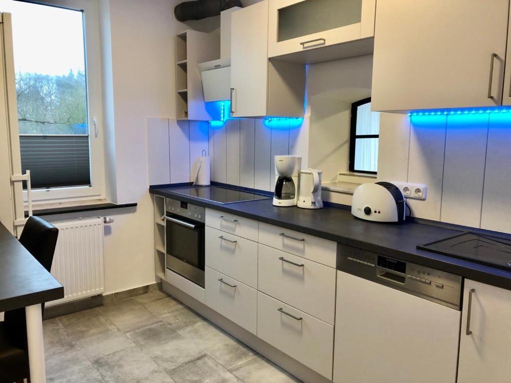 Erdgeschoss-Appartement Mit Seeblick Ahrensbok Bagian luar foto