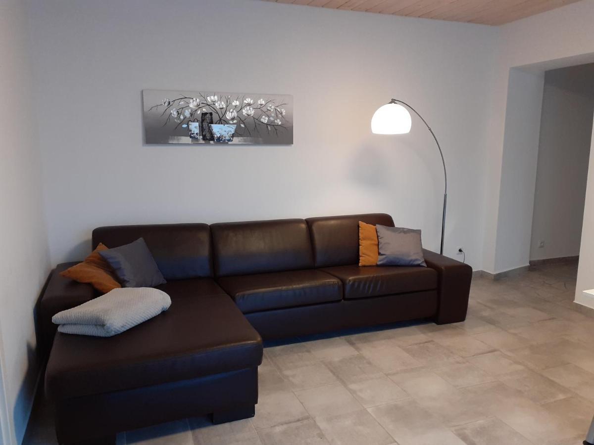 Erdgeschoss-Appartement Mit Seeblick Ahrensbok Bagian luar foto